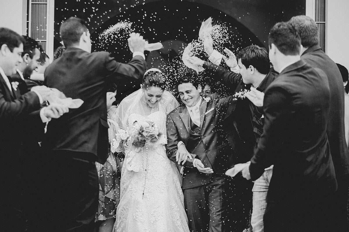 Una guía completa de trajes y zapatos para invitados a una boda masculina para todas las estaciones