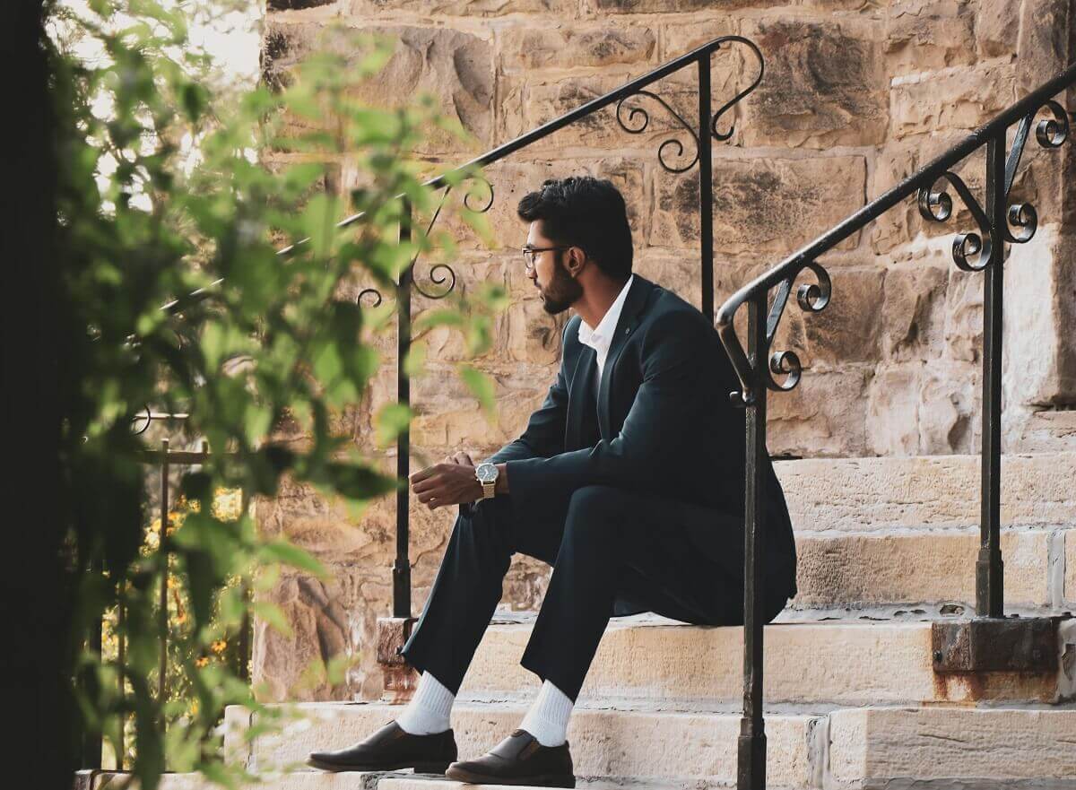How to Style Your Black Suit With Brown Shoes: 8 Combination Ideas For Men